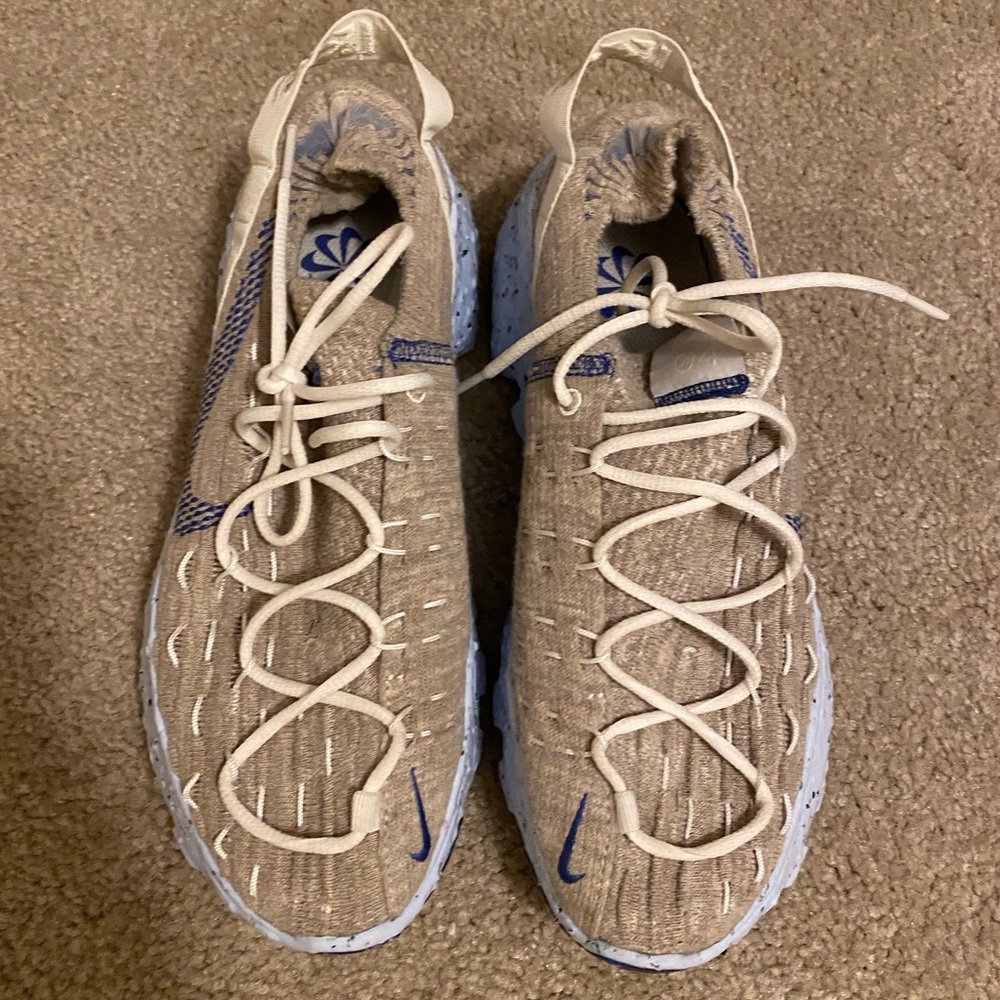 Nike Space hippie